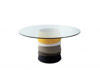 Layer di Gallotti&Radice: tra tavolo e opera d'arte